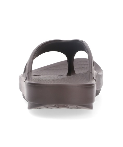 OOFOS（ウーフォス）の「【OOFOS】OOriginal ウーフォス オリジナル（サンダル・メンズ・ブラック/ダークブラウン/グレー・L/S/M）」の4枚目の写真