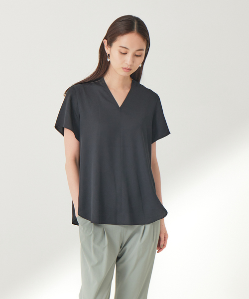 qualite（カリテ）の「ジョーゼットサテンブラウス（シャツ/ブラウス・レディース・ブラック/ホワイト/サーモンピンク・フリー）」の2枚目の写真