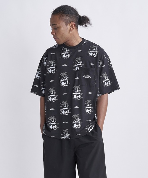 セール】22 SKULL GRAPHICS SU/DC半袖総柄Tシャツ（Tシャツ