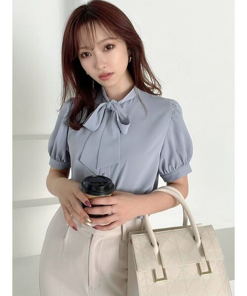 RESEXXY（リゼクシー）の「ボウタイパフブラウス（シャツ/ブラウス・レディース・アイボリー/ピンク/ブルー/その他1/ブラック・FREE）」の21枚目の写真