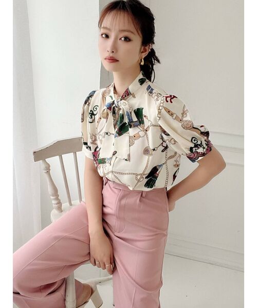 RESEXXY（リゼクシー）の「ボウタイパフブラウス（シャツ/ブラウス・レディース・アイボリー/ピンク/ブルー/その他1/ブラック・FREE）」の8枚目の写真