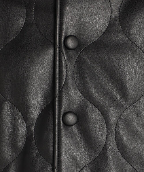 TOMORROWLAND （トゥモローランド）の「フェイクレザー キルティングジャケット（ノーカラージャケット・レディース・ブラック・36）」の6枚目の写真