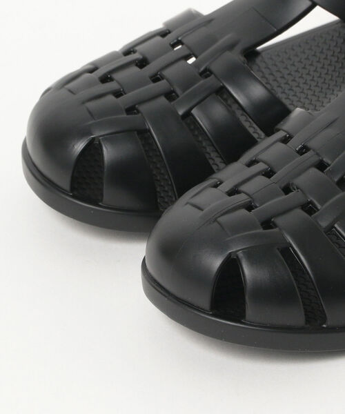 こども ビームス（コドモビームス）の「igor / CLASICA サンダル 22（14.5～21cm）（サンダル・キッズ・ホワイト/ブラック・22cm/15cm/16cm/17cm/18cm/20cm/21cm/14.5㎝/16.5cm/18.5cm/20.5cm）」の9枚目の写真