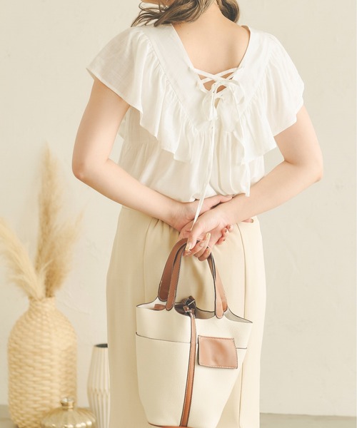 Ambre Neige(アンブルネージュ)の「2WAYラッフルチュニックブラウス/WEB/EC限定商品(シャツ/ブラウス・レディース・オフホワイト/ライトグリーン/ライトベージュ・FREE)」の12枚目の写真