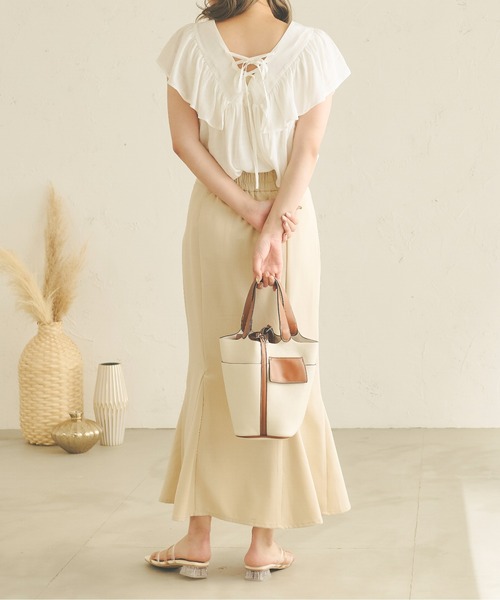 Ambre Neige(アンブルネージュ)の「2WAYラッフルチュニックブラウス/WEB/EC限定商品(シャツ/ブラウス・レディース・オフホワイト/ライトグリーン/ライトベージュ・FREE)」の14枚目の写真