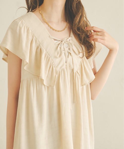 Ambre Neige(アンブルネージュ)の「2WAYラッフルチュニックブラウス/WEB/EC限定商品(シャツ/ブラウス・レディース・オフホワイト/ライトグリーン/ライトベージュ・FREE)」の18枚目の写真