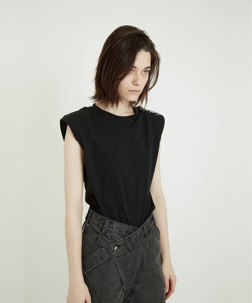 VIAVANDA（ヴィアヴァンダ）の「SHOULDER PAD TANK（Tシャツ/カットソー・レディース・グレー/ブラック・FREE）」の10枚目の写真