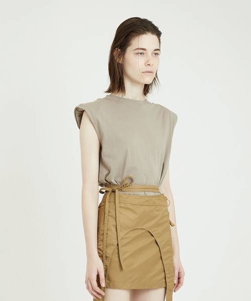 VIAVANDA（ヴィアヴァンダ）の「SHOULDER PAD TANK（Tシャツ/カットソー・レディース・グレー/ブラック・FREE）」の9枚目の写真