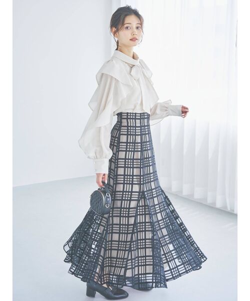 dazzlin（ダズリン）の「フリルリボン2WAYブラウス（シャツ/ブラウス・レディース・アイボリー/ブラウン/パープル/ネイビー/その他1・FREE）」の11枚目の写真