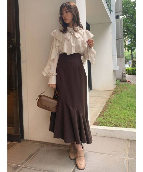 dazzlin（ダズリン）の「フリルリボン2WAYブラウス（シャツ/ブラウス・レディース・アイボリー/ブラウン/パープル/ネイビー/その他1・FREE）」の16枚目の写真