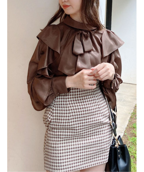 dazzlin（ダズリン）の「フリルリボン2WAYブラウス（シャツ/ブラウス・レディース・アイボリー/ブラウン/パープル/ネイビー/その他1・FREE）」の3枚目の写真