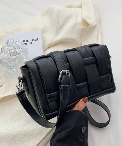 deux amour（ドゥーザムール）の「編み込みショルダーバッグ（ハンドバッグ・レディース・ホワイト/レモンイエロー/ブラック・FREE）」の2枚目の写真