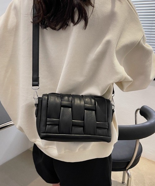 deux amour（ドゥーザムール）の「編み込みショルダーバッグ（ハンドバッグ・レディース・ホワイト/レモンイエロー/ブラック・FREE）」の10枚目の写真