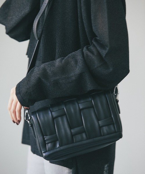 deux amour（ドゥーザムール）の「編み込みショルダーバッグ（ハンドバッグ・レディース・ホワイト/レモンイエロー/ブラック・FREE）」の17枚目の写真