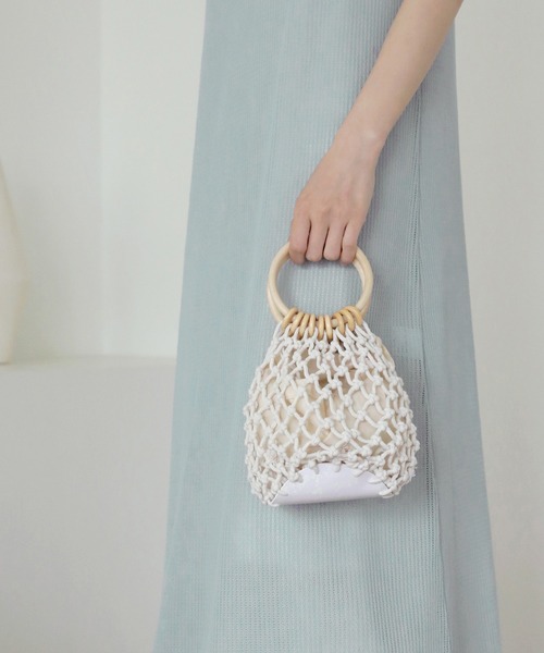UNE MANSION（ユヌマンション）の「マクラメミニバッグ（ハンドバッグ・レディース・ブラウン/アイボリー・ONE SIZE）」の4枚目の写真