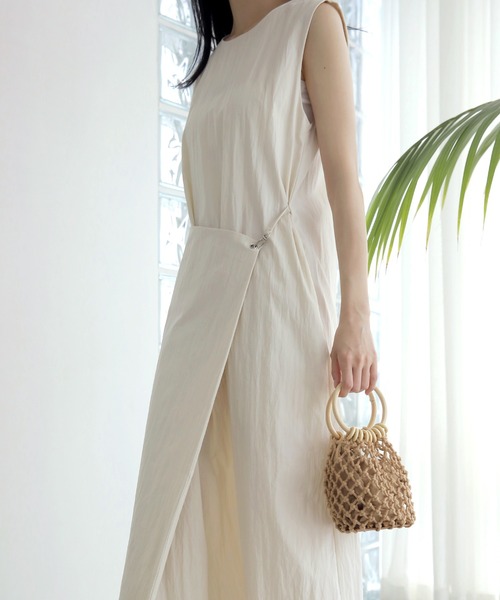 UNE MANSION（ユヌマンション）の「マクラメミニバッグ（ハンドバッグ・レディース・ブラウン/アイボリー・ONE SIZE）」の9枚目の写真