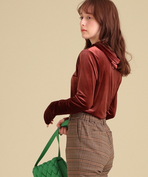 Ray BEAMS（レイビームス）の「Ray BEAMS / ベロア フーディー（その他トップス・レディース・ブラウン/ブラック・ONE SIZE）」の4枚目の写真