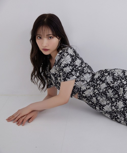 ANDGEEBEE（アンジービー）の「ゴブランパフスリーブトップス（その他トップス・レディース・ブラック・MEDIUM）」の6枚目の写真