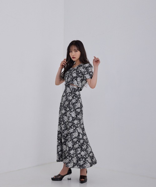 ANDGEEBEE（アンジービー）の「ゴブランパフスリーブトップス（その他トップス・レディース・ブラック・MEDIUM）」の7枚目の写真