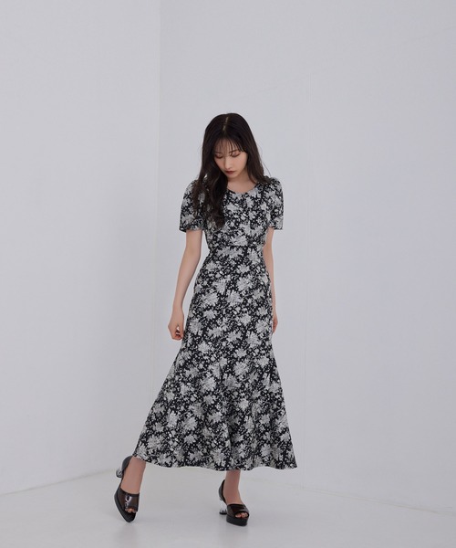 ANDGEEBEE（アンジービー）の「ゴブランパフスリーブトップス（その他トップス・レディース・ブラック・MEDIUM）」の10枚目の写真