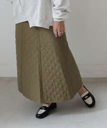 キルティングフレアスカート