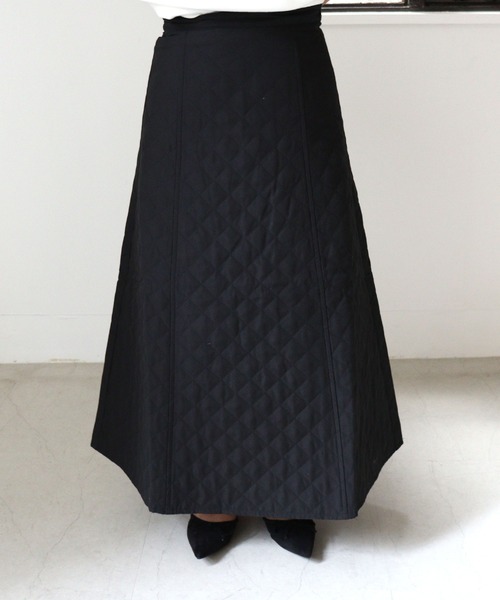 DONOBAN（ドノバン）の「キルティングフレアスカート（スカート・レディース・ブラック/カーキ/アイボリー・F）」の8枚目の写真