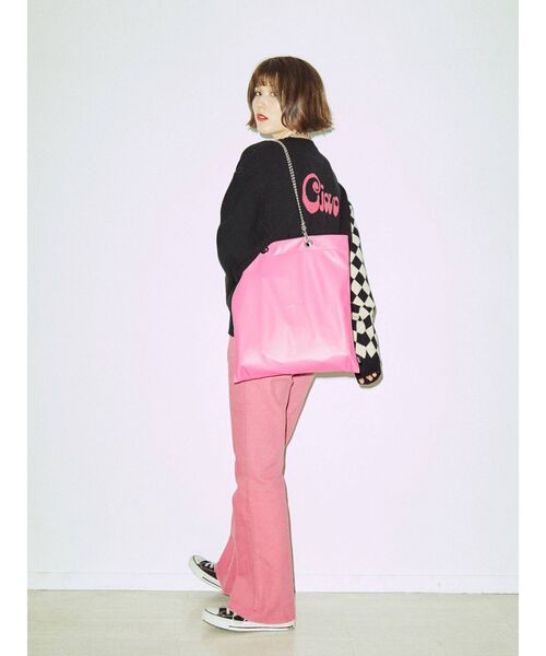 jouetie（ジュエティ）の「jouetieカラートート【A4サイズ/フェイクレザー】（トートバッグ・レディース・ブラック/ピンク/オフホワイト/パープル/ブラウン/グリーン/シルバー・FREE）」の22枚目の写真