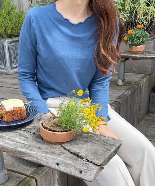 LAUIR(ラウアー)の「メローデザインニットトップス(ニット/セーター・レディース・ブラック/ホワイト/クリーム/グレイッシュベージュ/レッド/ブルー/グリーン系その他/モカ・FREE)」の7枚目の写真