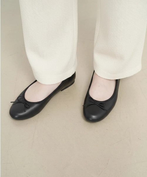 Launa lea ballet(ラウナレア バレエ)の「【レイン対応】 ラウンドトゥバレエシューズ(RB1001A)(バレエシューズ・レディース・ブラック/ネイビー/シルバー/ホワイト/レッド/ライトブルー/ベージュ/イエロー・22.5cm/23.5cm/24.5cm/25.5cm/23.0cm/24.0cm/25.0cm/26.0cm/21.5cm/22.0cm)」の20枚目の写真