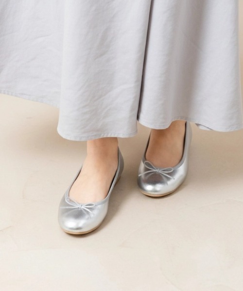 Launa lea ballet(ラウナレア バレエ)の「【レイン対応】 ラウンドトゥバレエシューズ(RB1001A)(バレエシューズ・レディース・ブラック/ネイビー/シルバー/ホワイト/レッド/ライトブルー/ベージュ/イエロー・22.5cm/23.5cm/24.5cm/25.5cm/23.0cm/24.0cm/25.0cm/26.0cm/21.5cm/22.0cm)」の22枚目の写真