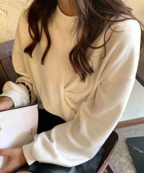 meJane(ミージェーン)の「クロップド丈ボリュームスリーブプルオーバー(Tシャツ/カットソー・レディース・ブラック/グレー/オフホワイト・FREE)」の17枚目の写真