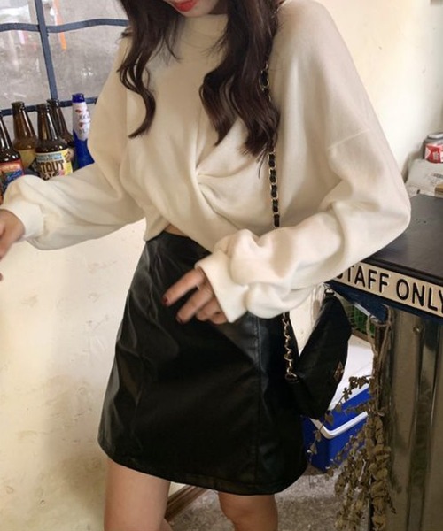meJane(ミージェーン)の「クロップド丈ボリュームスリーブプルオーバー(Tシャツ/カットソー・レディース・ブラック/グレー/オフホワイト・FREE)」の19枚目の写真