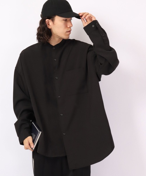 SUGGESTION(サジェッション)の「SUGGESTION ピンタック ドッキング アシメワイドシャツ(シャツ/ブラウス・メンズ・ブラック/ホワイト・M/L)」の2枚目の写真