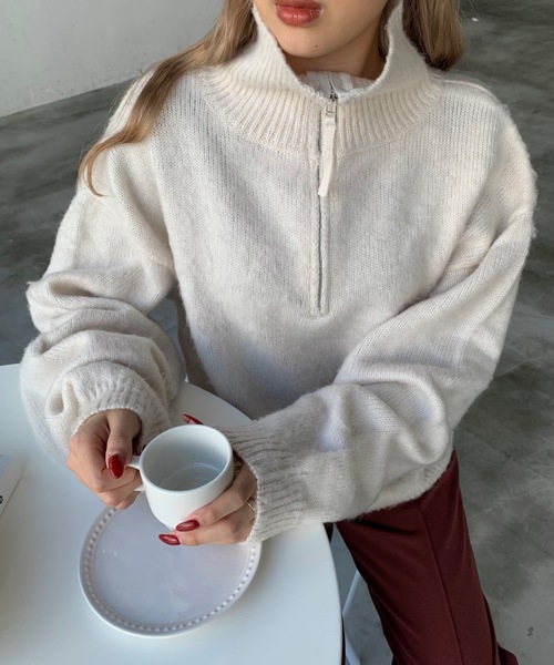 SHAGGIE（シャギー）の「モヘアライクハーフジップオーバーニット（ニット/セーター・レディース・ナチュラル/ブラック/ピンク/ネイビー・FREE）」の3枚目の写真