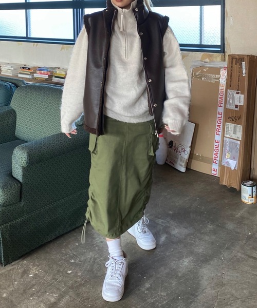 SHAGGIE（シャギー）の「モヘアライクハーフジップオーバーニット（ニット/セーター・レディース・ナチュラル/ブラック/ピンク/ネイビー・FREE）」の11枚目の写真