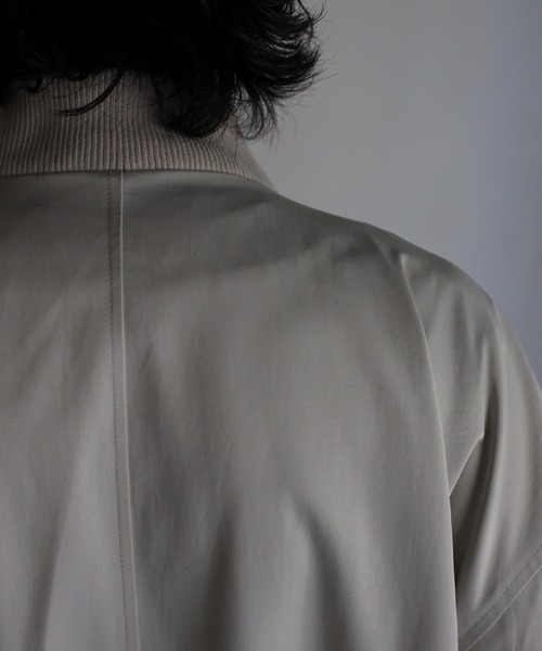 CREARE -LINO-（クレアーレリノ）の「オーバーサイズ ルーズ MA-1ブルゾン<ユニセックス>（MA-1・メンズ・ブラック/シルバーグレー・M/L）」の16枚目の写真