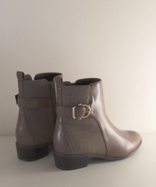 JELLY BEANS（ジェリービーンズ）の「サイドベルトショートブーツ<ふわさら>(204-62847)JELLY BEANS(ジェリービーンズ)（ブーツ・レディース・グレイッシュベージュ/ブラウン/ブラック・S/M/L/LL/SS）」の14枚目の写真