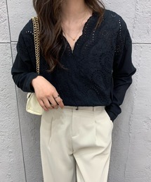 カシュクールカットワーク刺繍ブラウス