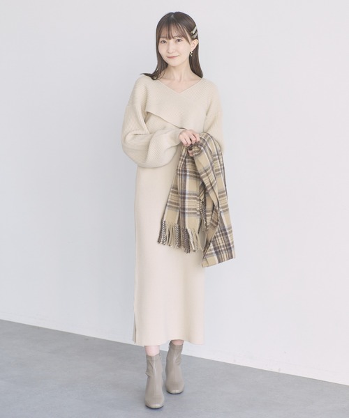 earth music&ecology(アースミュージックアンドエコロジー)の「SET2点クロスニットプルオーバー+キャミワンピース(ワンピース・レディース・モカ/アイボリー/ブラック・FREE)」の6枚目の写真