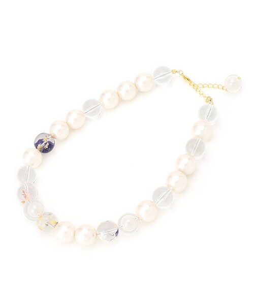 ANEVER（アンエバー）の「ENFOLDED PEARLフラワーネックレス（ネックレス・レディース・ホワイト系・F）」の3枚目の写真