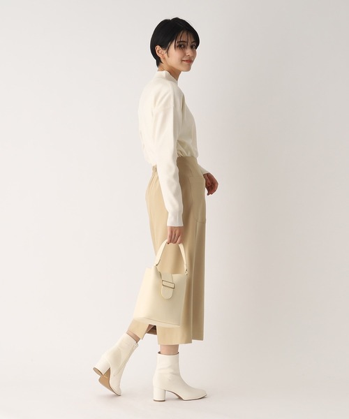 OPAQUE.CLIP（オペークドットクリップ）の「◆【ネオサーモ】リラクシーハイネックニット【抗ピリング】（ニット/セーター・レディース・ブラック/オフホワイト/ナチュラル/ブルー/ホワイト系5/レッド系9/レッド系4/ピンク系9・36/38/40/42）」の21枚目の写真