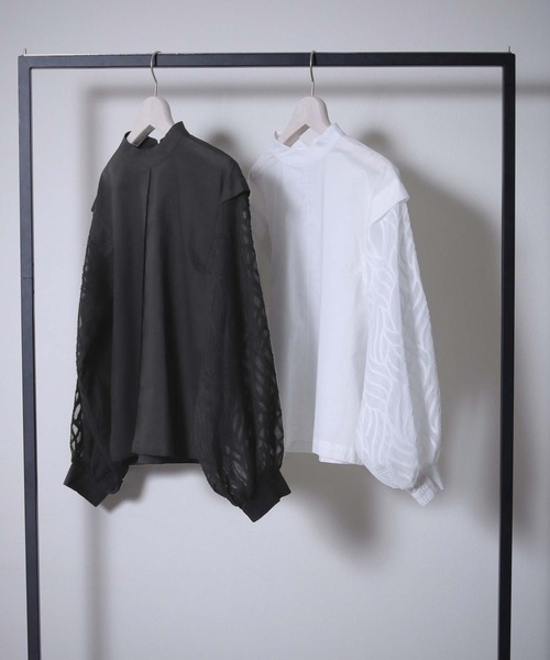 cheriella（シェリエラ）の「【cheriella】WEB限定袖ボリュームレースブラウス（シャツ/ブラウス・レディース・ホワイト/ブラック/ホワイト系その他/ブラック系その他・M）」の6枚目の写真