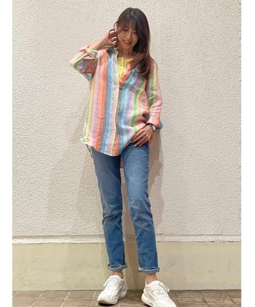 GAP（ギャップ）の「ウォッシュウェル ミッドライズ クラシック ストレートデニム（デニムパンツ・レディース・ブルー・23/27/24/29/26/30/25/28）」の8枚目の写真