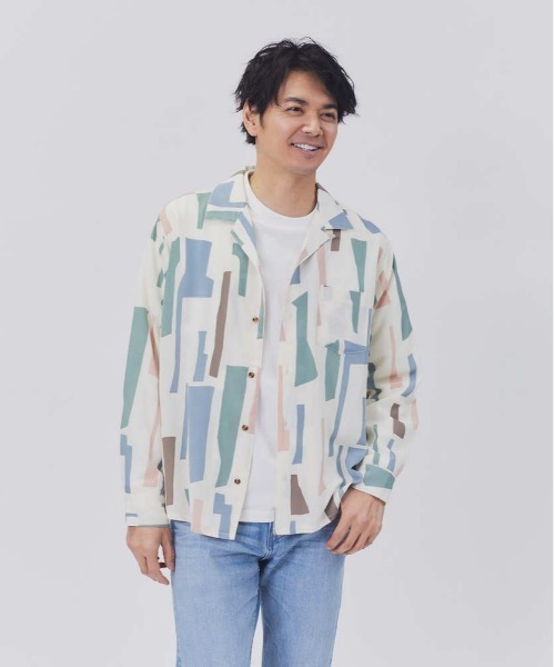 PLUS ONE(プラスワン)の「【PLUS ONE】総柄シャツ(シャツ/ブラウス・メンズ・ホワイト/ブラック/ネイビー・M/L/XL)」の2枚目の写真