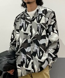 【PLUS ONE】総柄シャツ