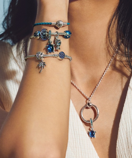 PANDORA（パンドラ）の「シマリング オーシャン ウェーブ