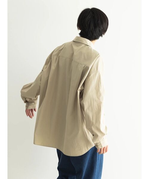 CRAFT STANDARD BOUTIQUE（クラフトスタンダードブティック）の「綿ナイロンダンプレギュラーカラーシャツ（シャツ/ブラウス・メンズ・ブラック/オフホワイト/アイボリー/カーキ/ベージュ・M/L/LL）」の16枚目の写真