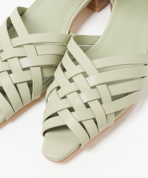 Mazell（マゼル）の「Mazell / 編み込みストラップパンプス（パンプス・レディース・オフホワイト/ブラック/ライトグリーン・35/36/37/38/39）」の22枚目の写真