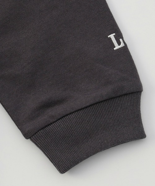 Lee(リー)の「【110-150cm】キッズ カレッジロゴ刺繍長袖Tシャツ(Tシャツ/カットソー・キッズ・グリーン/チャコールグレー/オレンジ/ホワイト・150/120/130/140/110)」の19枚目の写真