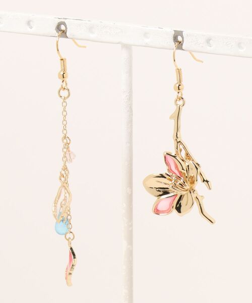 カヤ(カヤ)の「【カヤ】花優美ピアス(ピアス(両耳用)・レディース・その他1/その他2/その他3/その他4・FREE)」の4枚目の写真